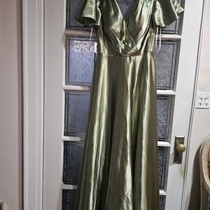 Elegant Green Satin Gown